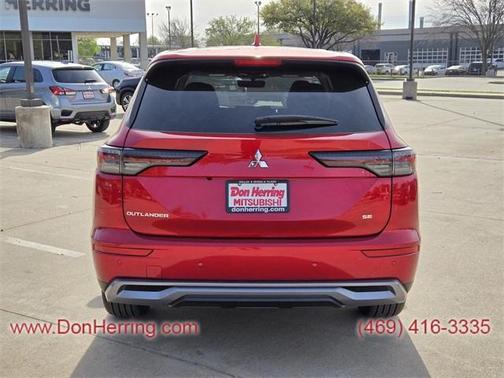 2025 Mitsubishi Outlander SE