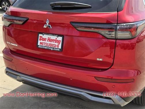 2025 Mitsubishi Outlander SE