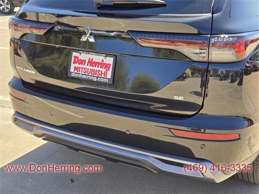 2025 Mitsubishi Outlander SE