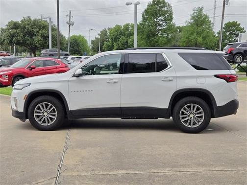 2022 Chevrolet Traverse LT Cloth
