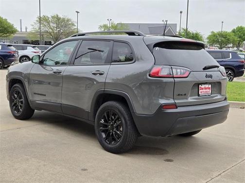 2023 Jeep Cherokee Altitude Lux
