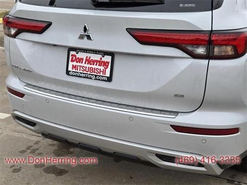 2024 Mitsubishi Outlander SE