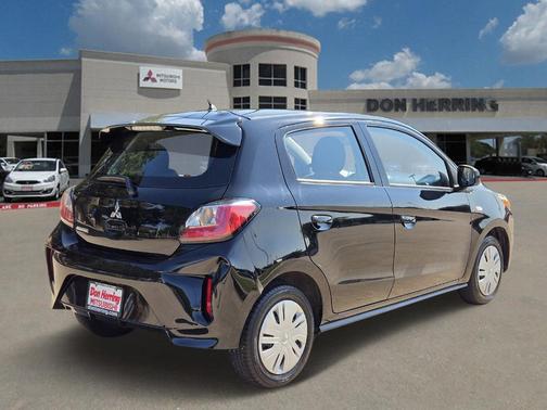 2024 Mitsubishi Mirage ES