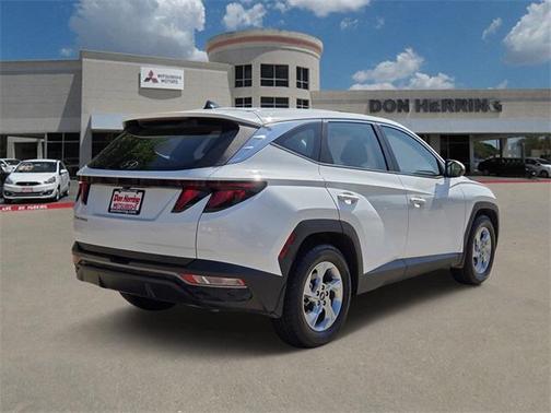 2024 Hyundai TUCSON SE