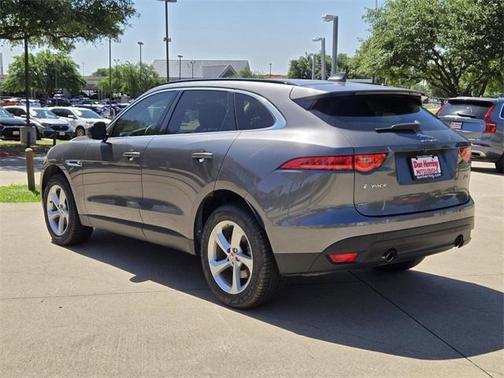 2019 Jaguar F-PACE 25t Premium