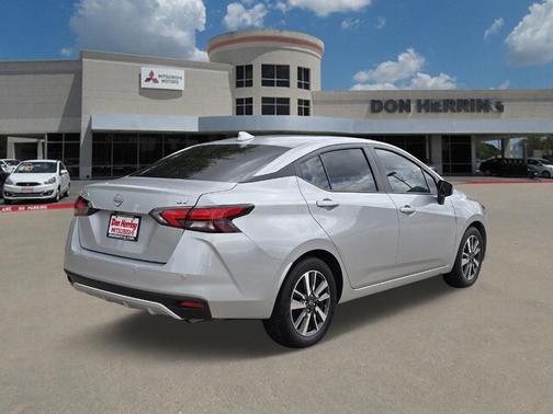 2024 Nissan Versa 1.6 SV