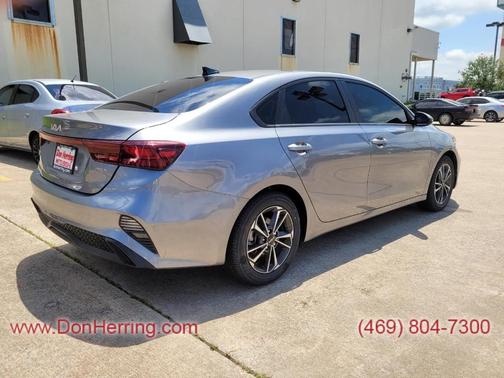 2023 Kia Forte LXS
