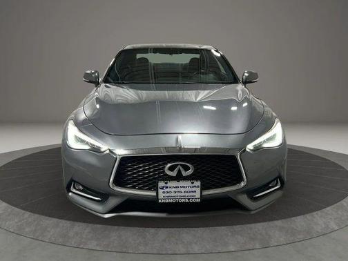 2017 INFINITI Q60 2.0T