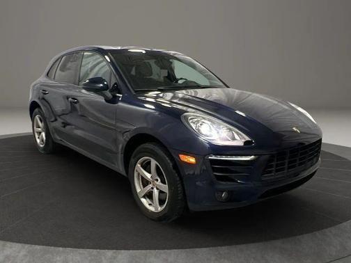 Blue 2017 Porsche Macan Base