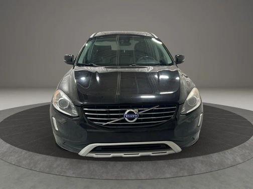 Black 2017 Volvo XC60 T6 Dynamic