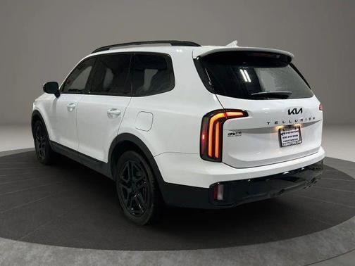 White 2025 Kia Telluride SX-Prestige X-Line