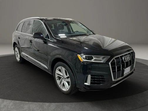 Orca Black Metallic 2020 Audi Q7 55 Premium Plus