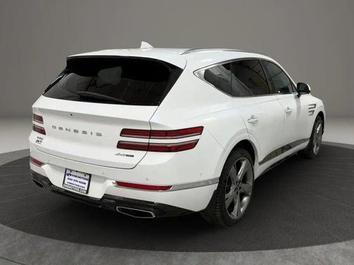 Uyuni White 2021 Genesis GV80 3.5T