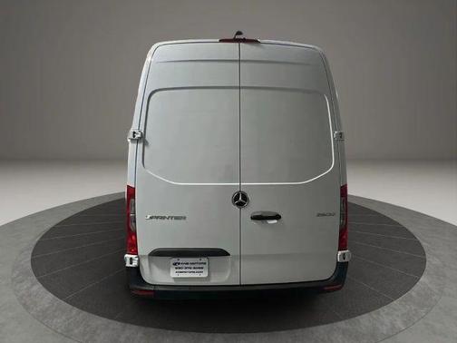 2025 Mercedes-Benz Sprinter 2500 ROOF W/144 WB