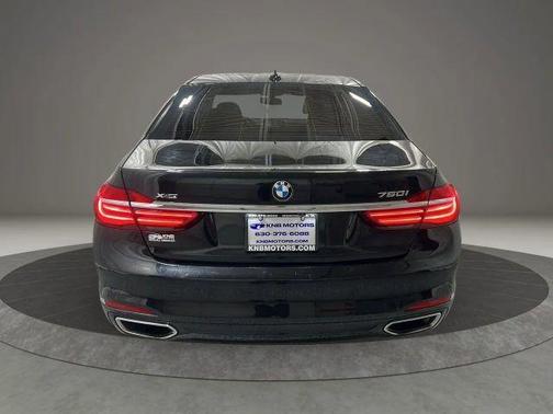 Black Sapphire Metallic 2016 BMW 750 i xDrive