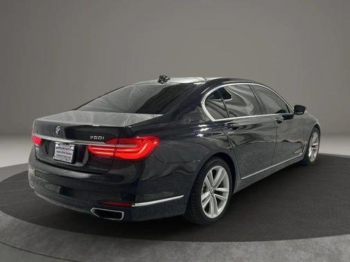 2016 BMW 750 i xDrive
