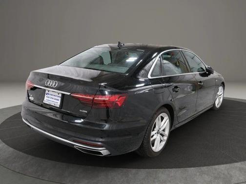 Mythos Black Metallic 2023 Audi A4 45 S line quattro Premium