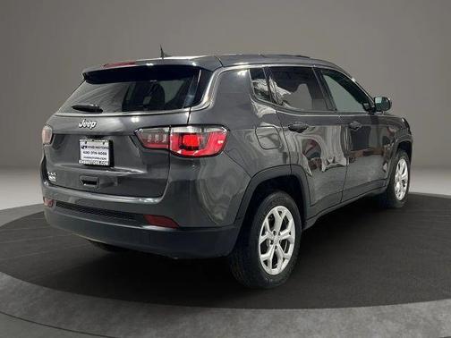 2024 Jeep Compass Sport