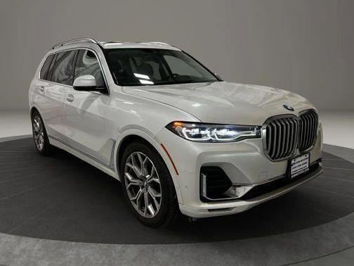Mineral White Metallic 2020 BMW X7 xDrive40i