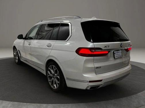Mineral White Metallic 2020 BMW X7 xDrive40i