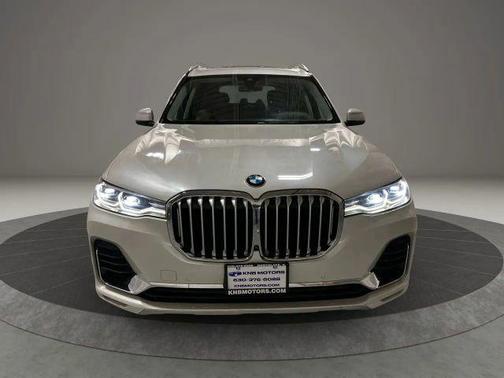Mineral White Metallic 2020 BMW X7 xDrive40i