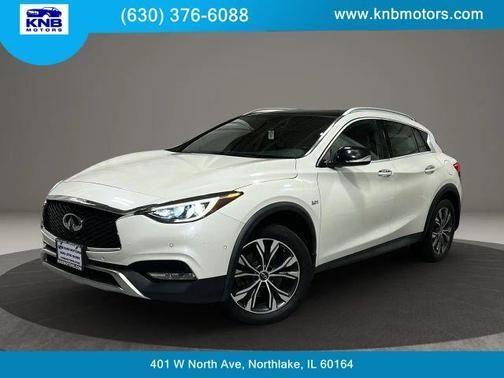 White 2017 INFINITI QX30 Premium