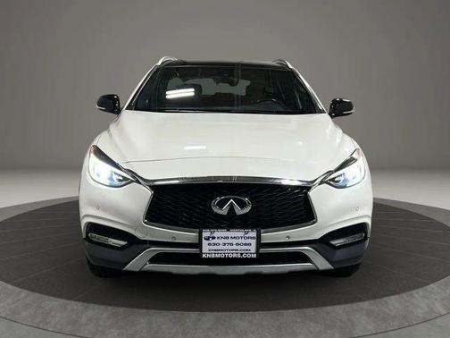 White 2017 INFINITI QX30 Premium