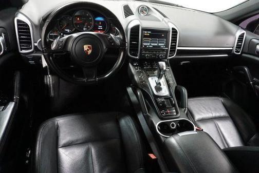 Gray 2013 Porsche Cayenne Base
