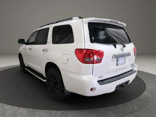 Blizzard Pearl 2014 Toyota Sequoia Platinum
