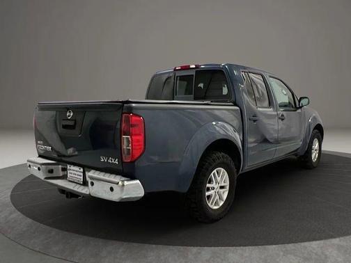 Blue 2014 Nissan Frontier SV