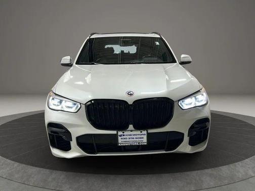 White 2023 BMW X5 M50i
