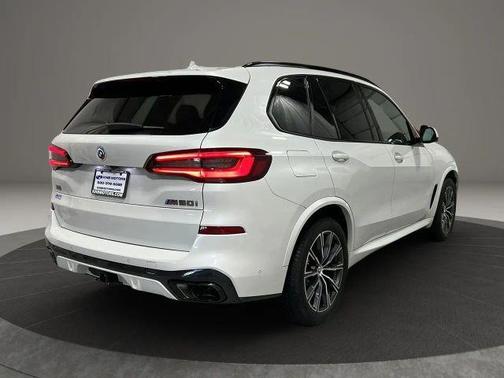 2023 BMW X5 M50i