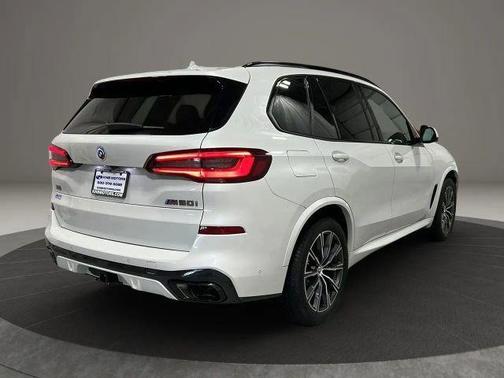 Mineral White Metallic 2023 BMW X5 M50i