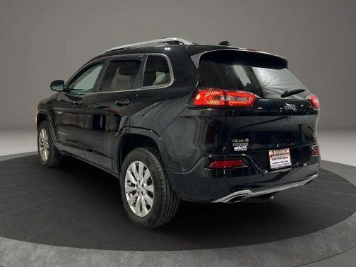 2016 Jeep Cherokee Overland