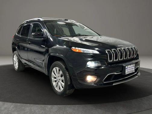 2016 Jeep Cherokee Overland