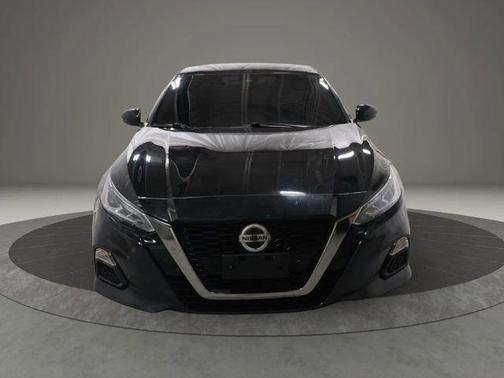 Black 2021 Nissan Altima 2.5 SR