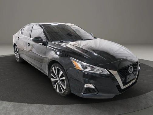 2021 Nissan Altima 2.5 SR
