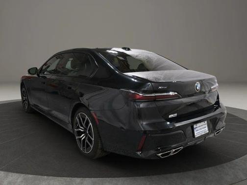Black 2023 BMW 760 760i xDrive