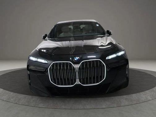 Black Sapphire Metallic 2023 BMW 760 760i xDrive