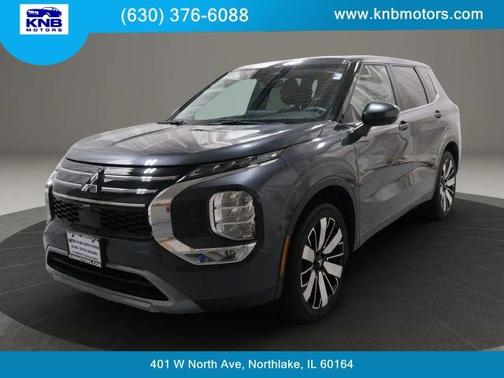 Gray 2025 Mitsubishi Outlander EDITION