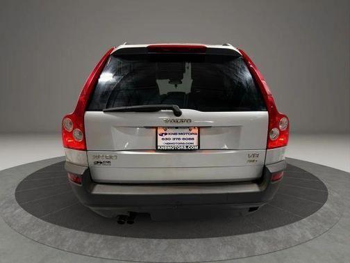 2005 Volvo XC90 V8
