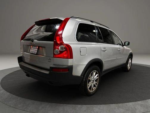 2005 Volvo XC90 V8