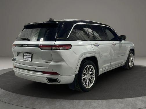 2023 Jeep Grand Cherokee 4xe Summit