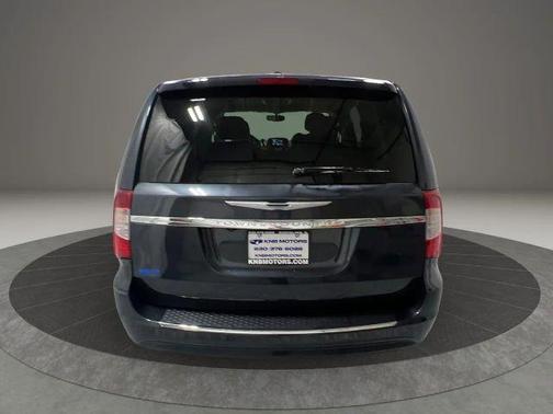 2014 Chrysler Town & Country Touring-L