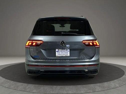 2022 Volkswagen Tiguan 2.0T SE R-Line Black