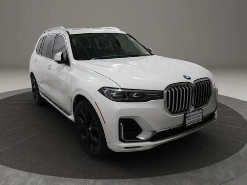 White 2019 BMW X7 xDrive40i