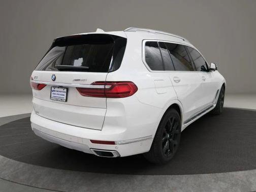 Alpine White 2019 BMW X7 xDrive40i