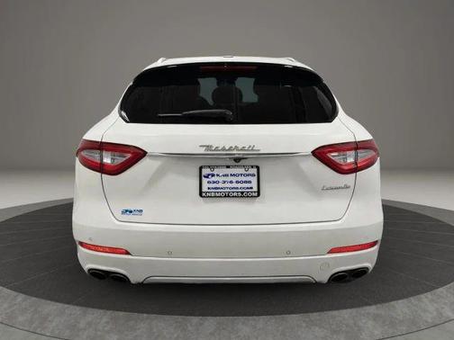 2017 Maserati Levante Base