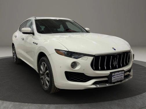 2017 Maserati Levante Base