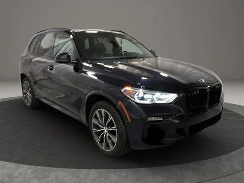 Black 2020 BMW X5 M50i